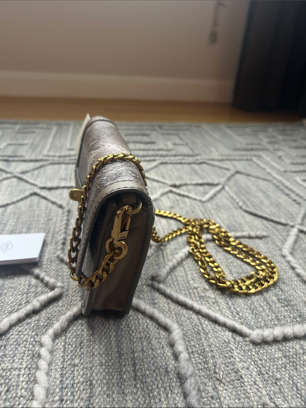 NWT Authentic Fossil Ainsley Snake-Print Clutch/Wallet w Detachable Chain - Picture 16 of 16